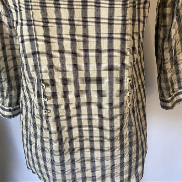 LUCKY BRAND Live in Love Button-Down Shirt Small - Picture 5 of 10